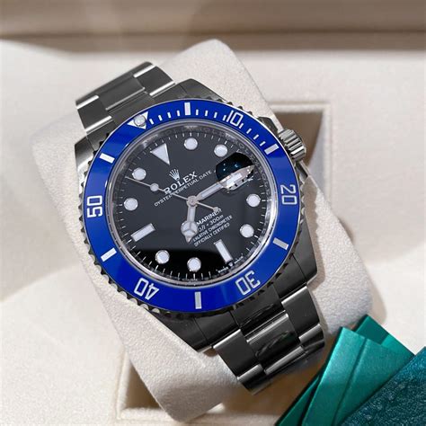 rolex submariner hang tag|Guide to White Gold Watches .